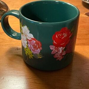 Starbucks 2018 ceramic mug green floral